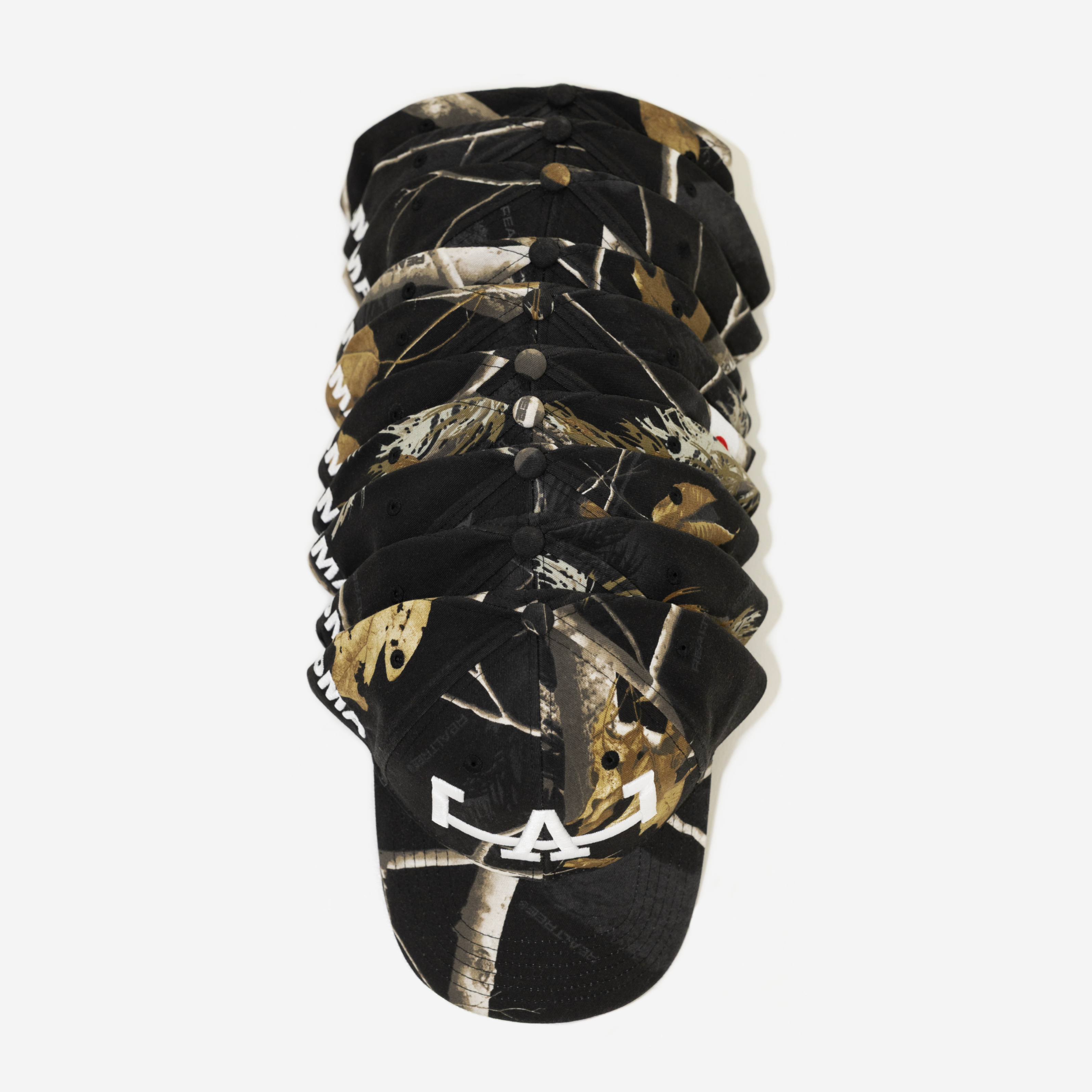 NY HAT (BLACK REALTREE) – oMA Studios