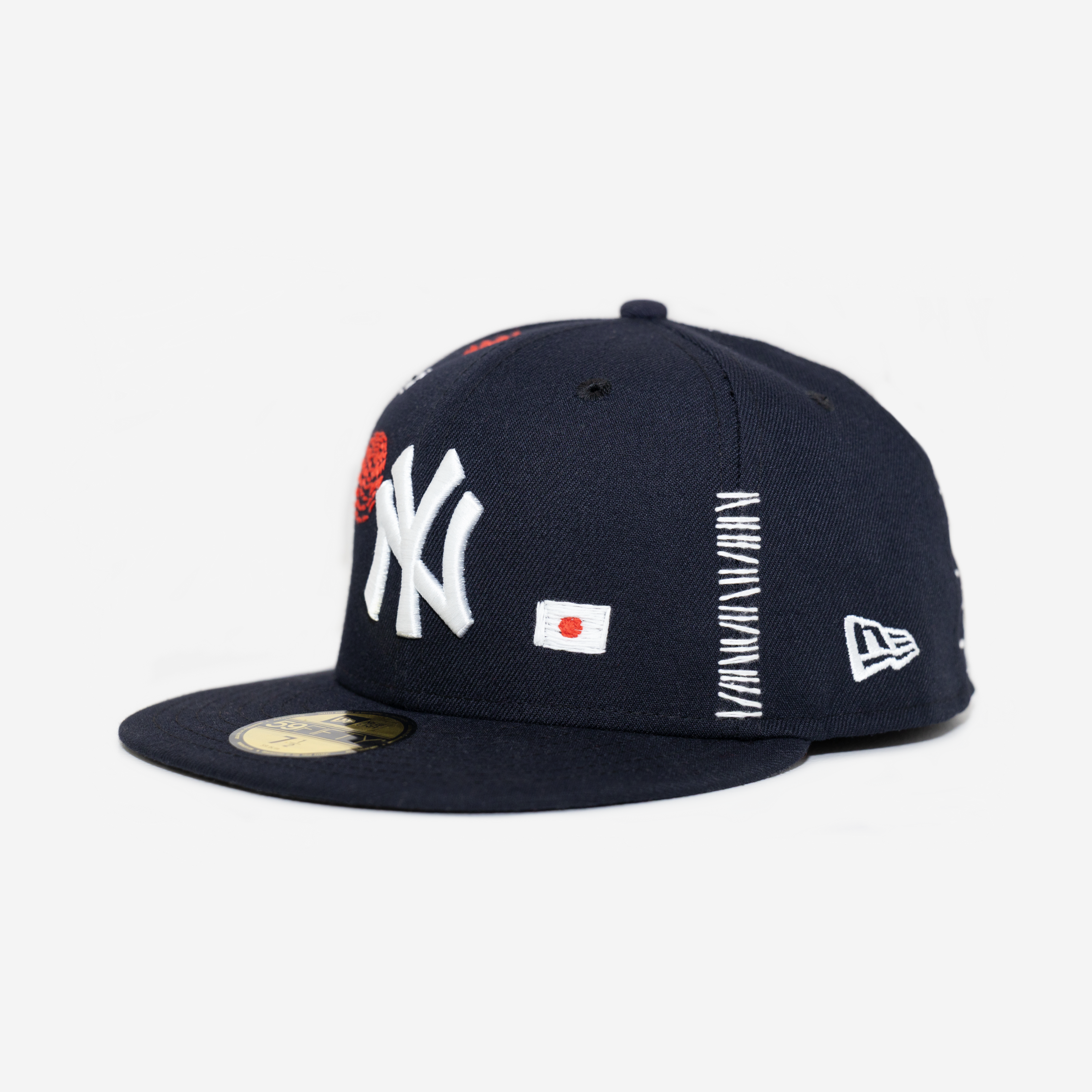 NEW YoRK YANKEES SASHIKo EMBRoIDERED FITTED HAT (NAVY)