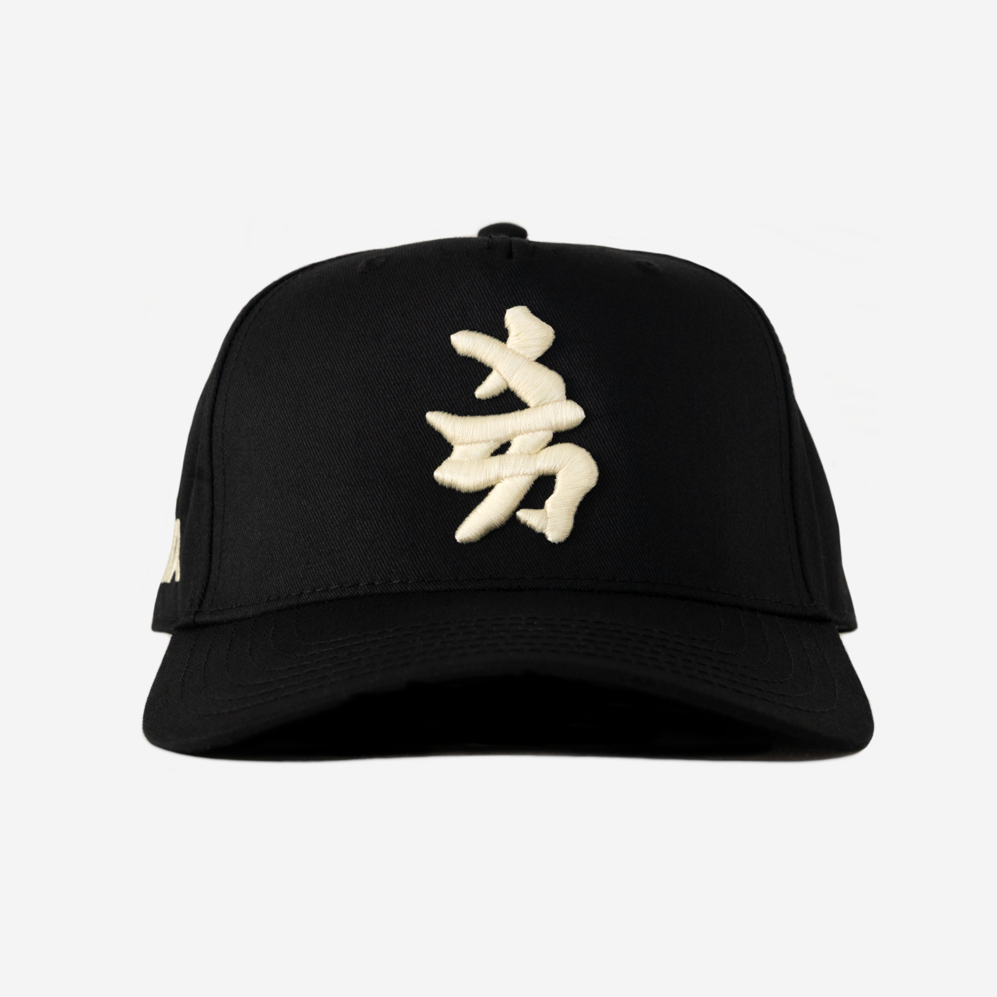 NY KANJI CURVED BRIM HAT (CREAM)