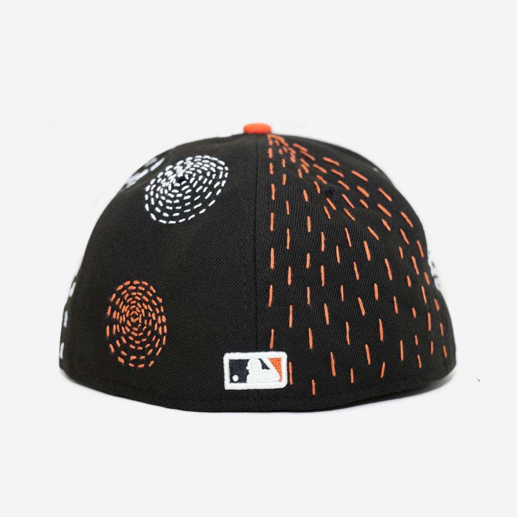 SAN FRANCISCo GIANTS SASHIKo EMBRoIDERED FITTED HAT (BLACK)