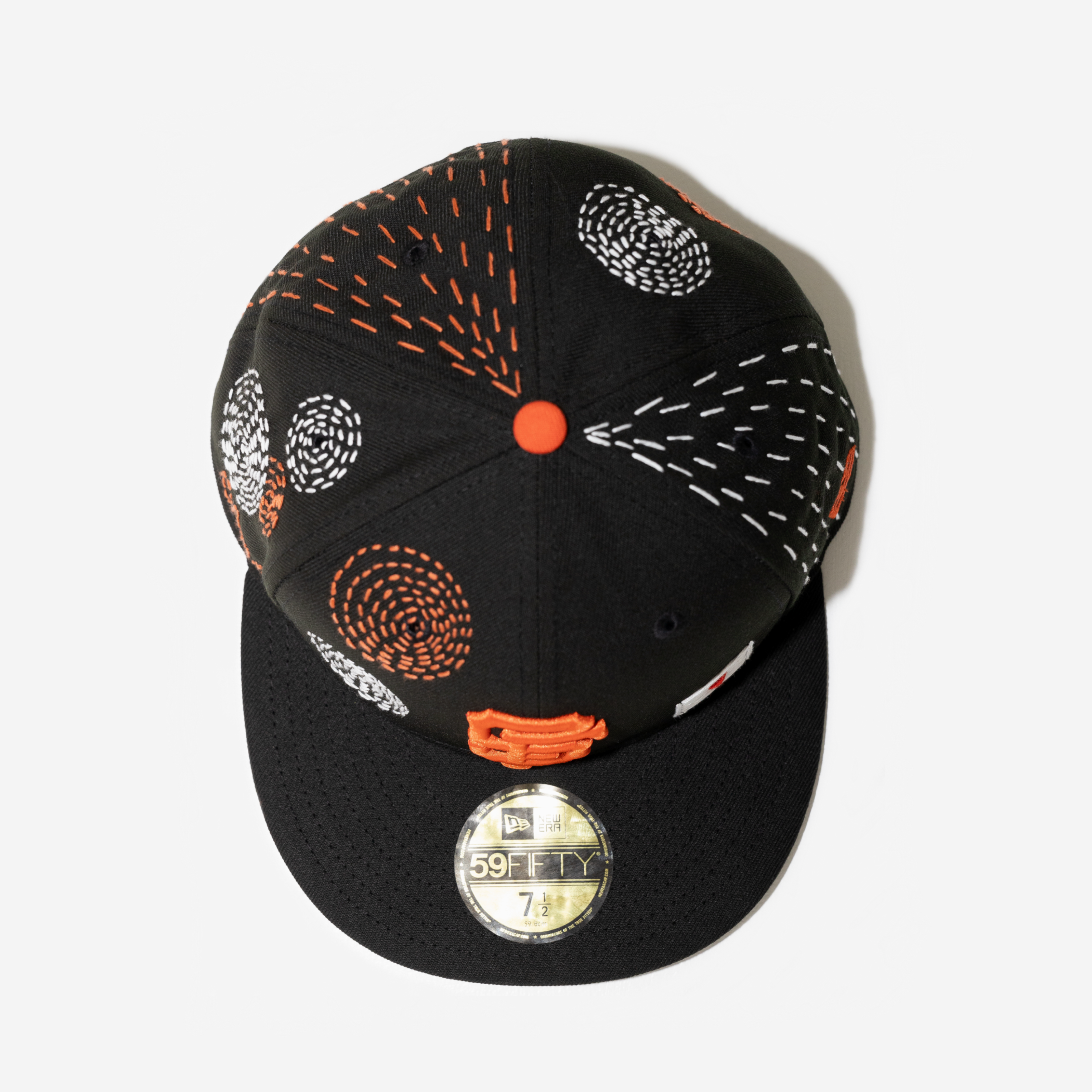 SAN FRANCISCo GIANTS SASHIKo EMBRoIDERED FITTED HAT (BLACK)