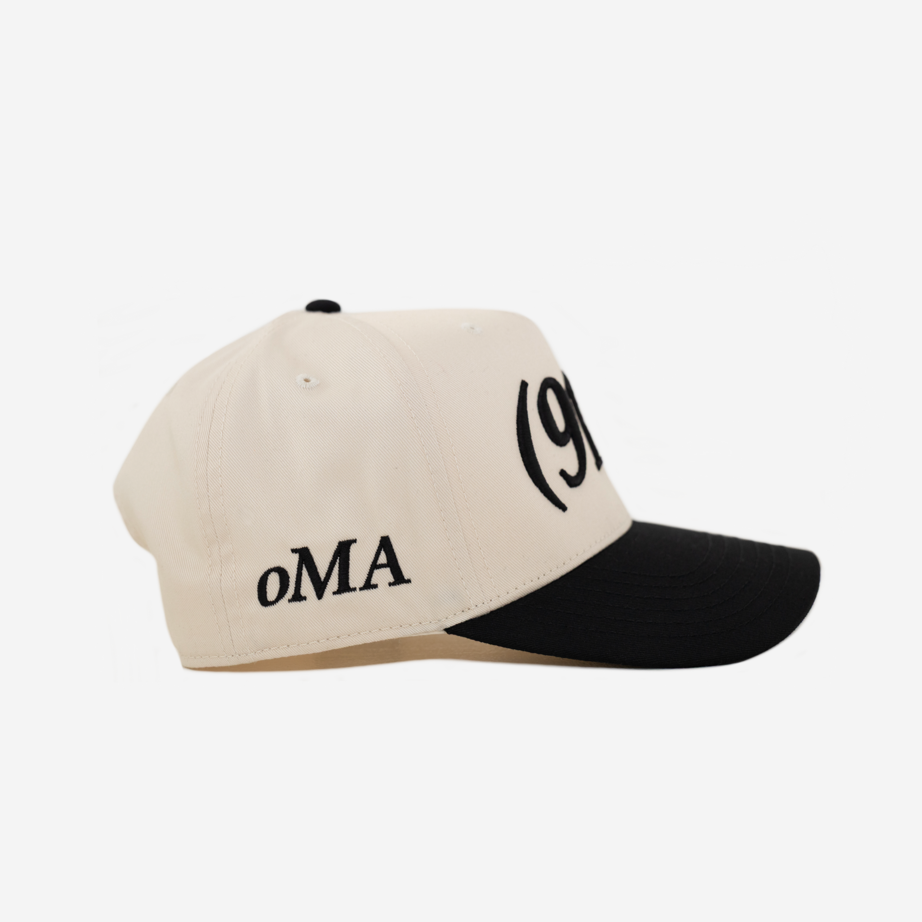 929 AREA CoDE HAT (CREAM/BLK)