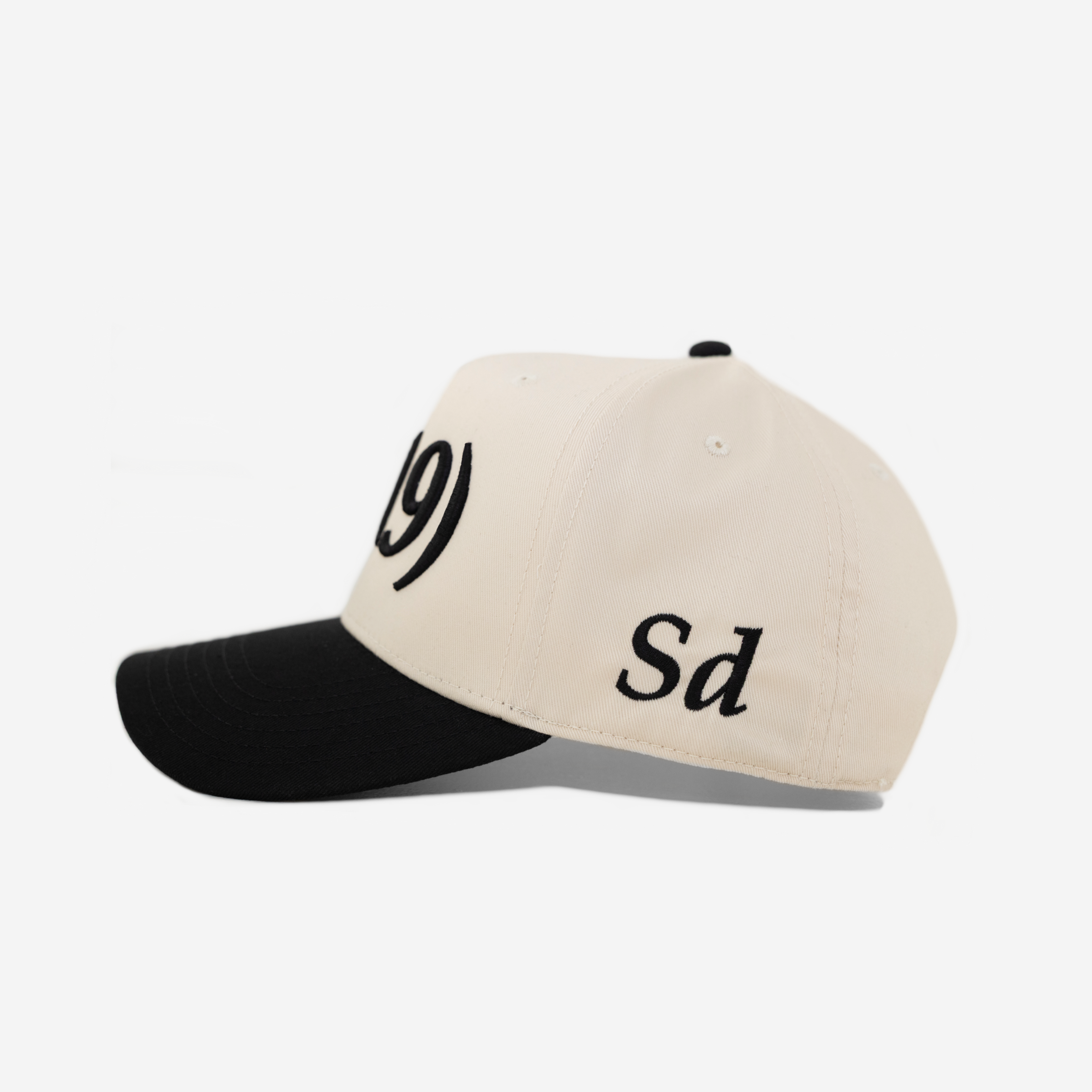 619 AREA CoDE HAT (CREAM/BLK)