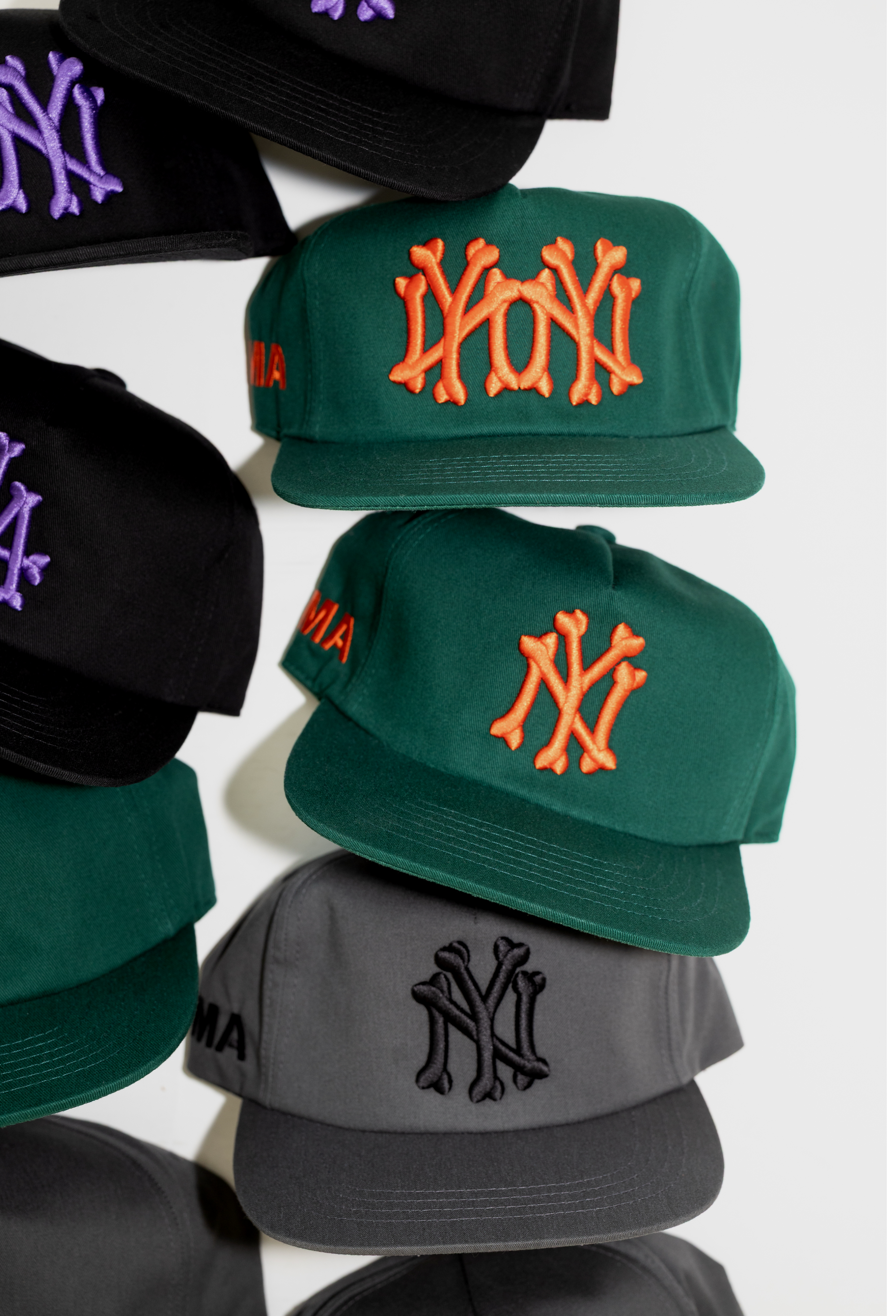 NY BONES HAT (PUMPKIN)