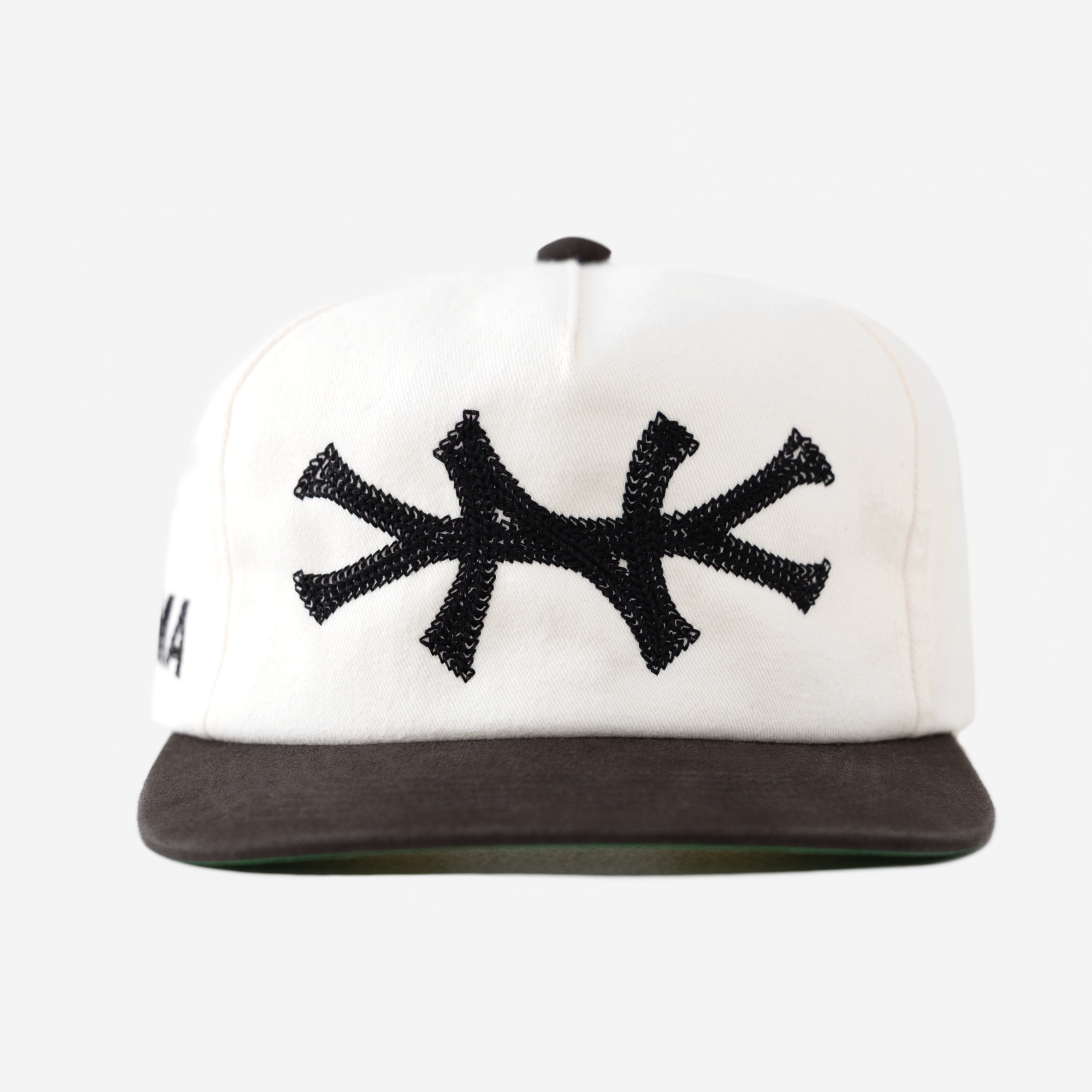 NY CHAIN STITCH HAT (COOKIES & CREAM)