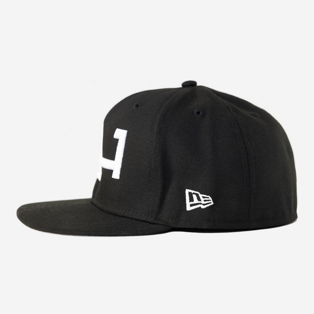 LA FITTED HAT (BLACK)