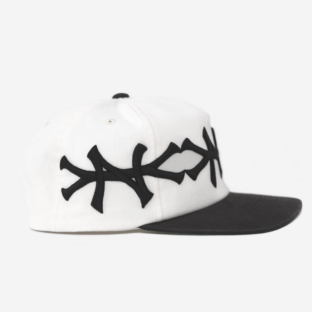 NY CROWN HAT (COOKIES & CREAM)