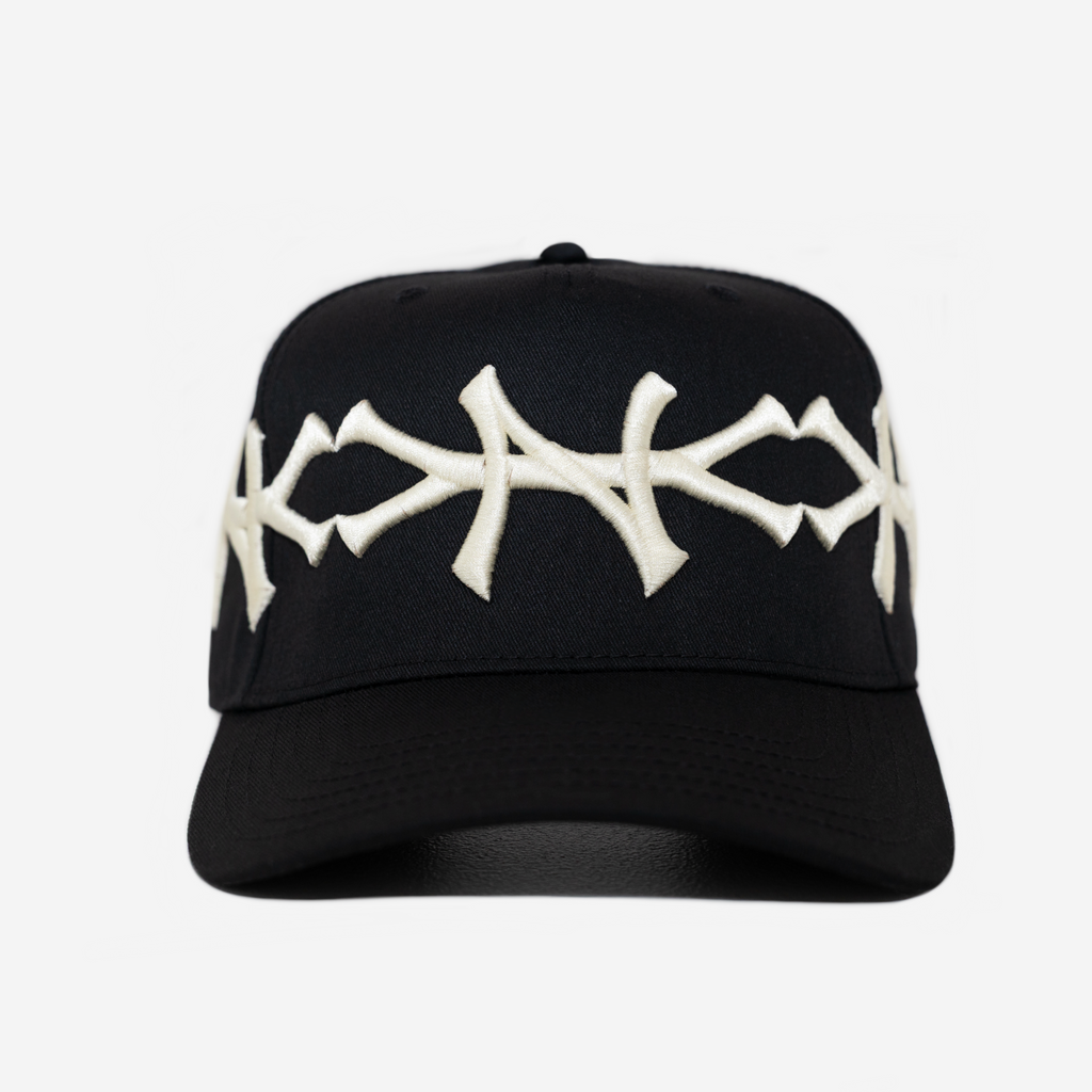 NY CROWN CURVED BRIM HAT (BLACK/CREAM)