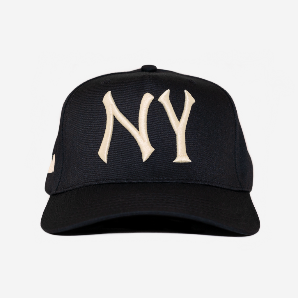 NY HAT CURVED BRIM (CREAM)