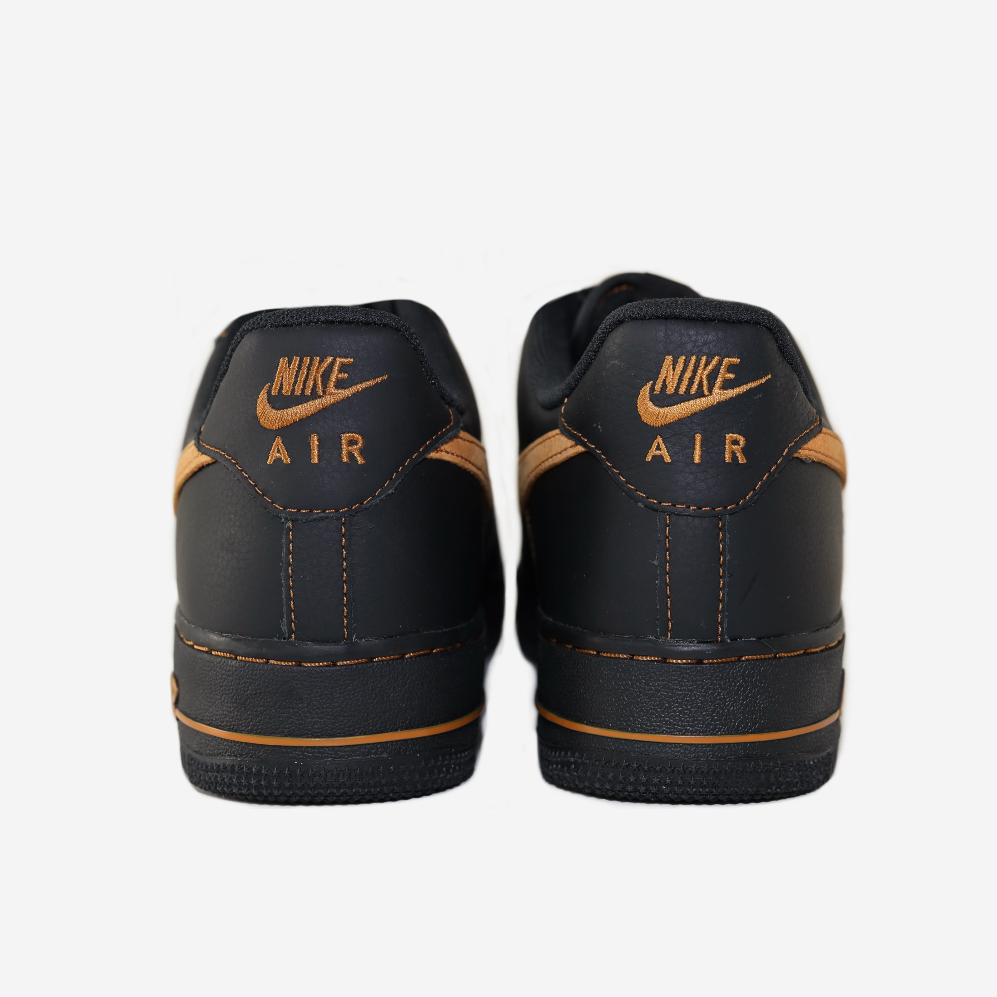 NIKE AIR FORCE 1 (BLACK/ORANGE)