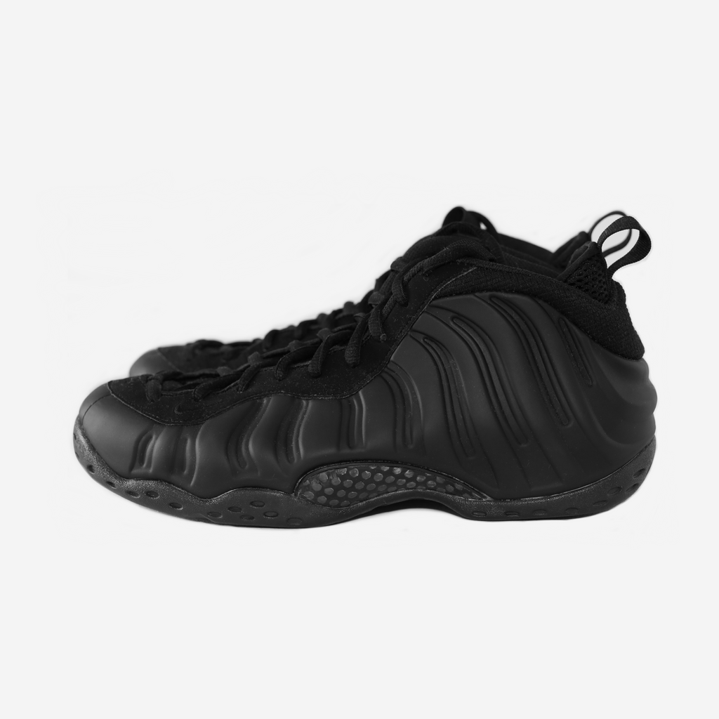 NIKE AIR FOAMPOSITE (TRIPLE BLACK)