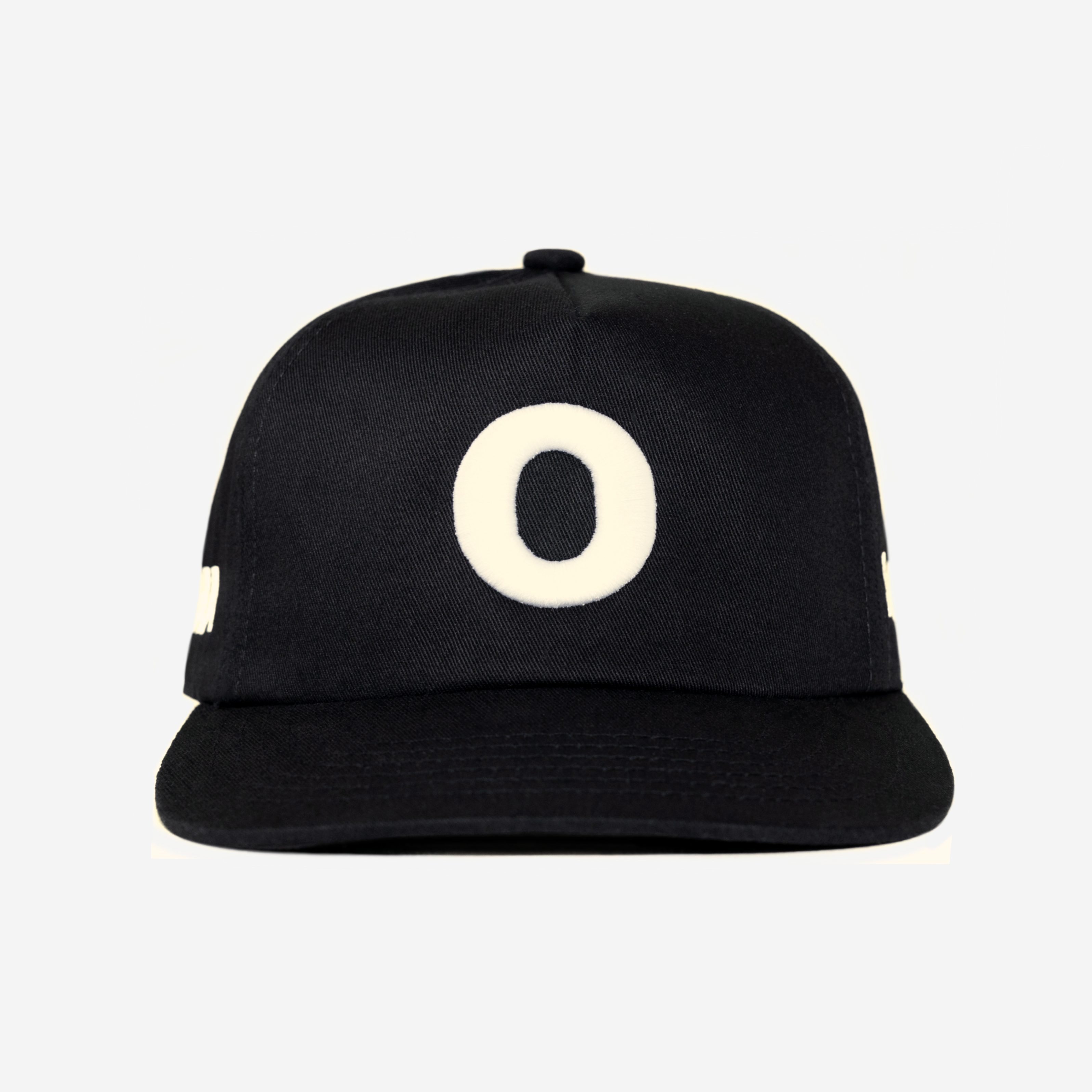 "o" HAT (CREAM)