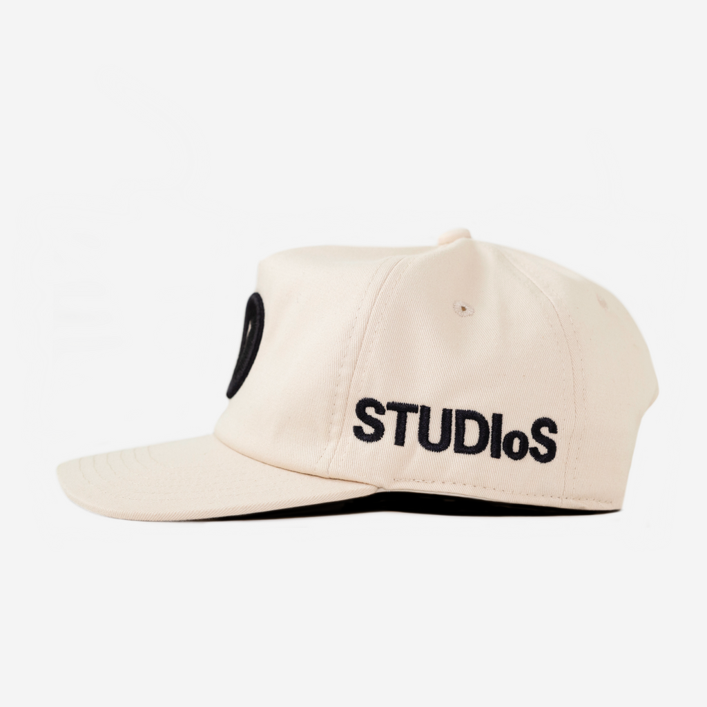 "o" HAT (CREAM)