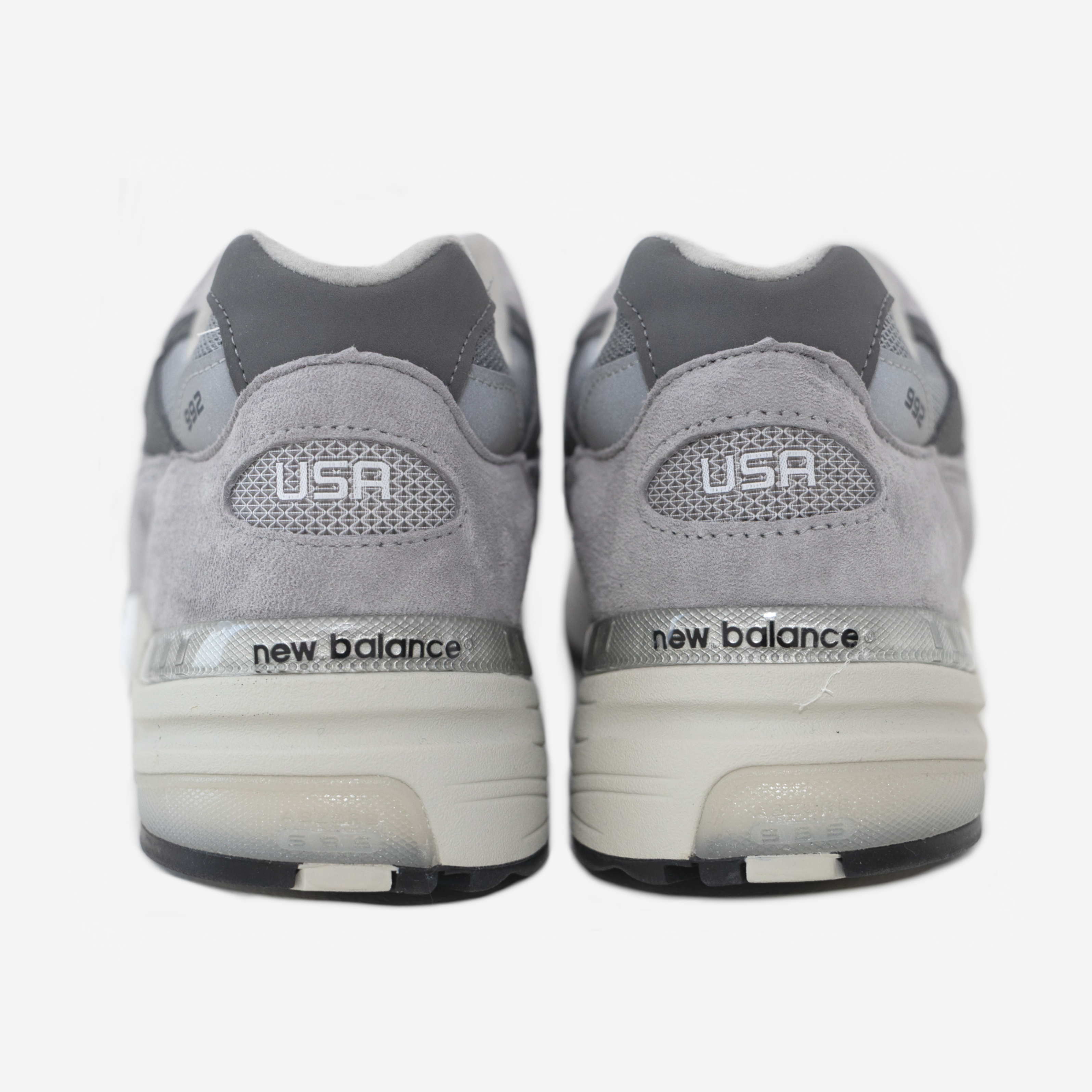 NEW BALANCE 992 (GREY)