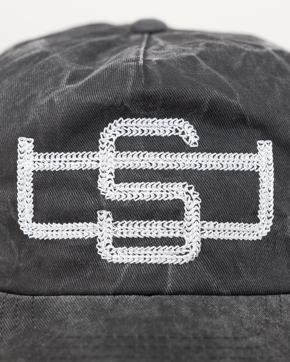 SAN DIEGo CHAIN STITCH HAT (SToNEWASH)
