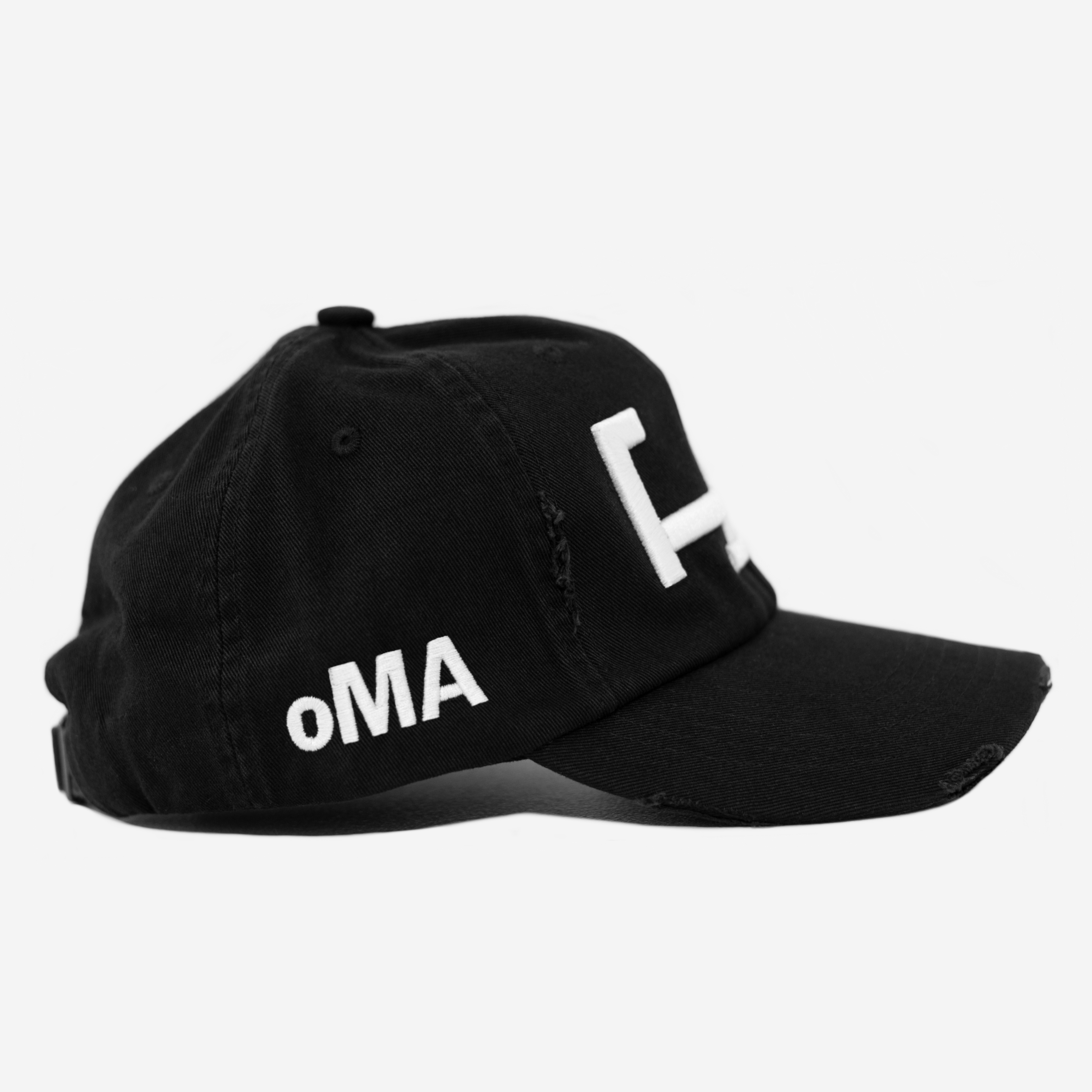 LA DISTRESSED HAT (BLACK/WHITE)