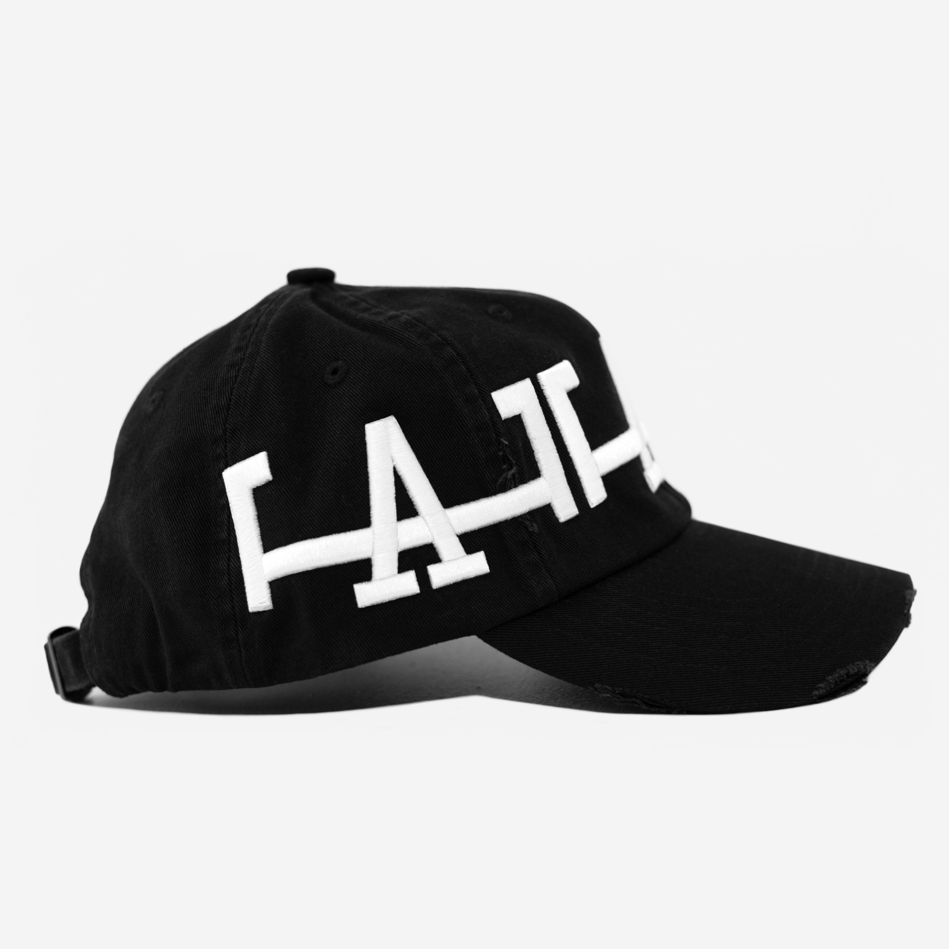 LA CROWN DISTRESSED HAT (BLACK/WHITE)
