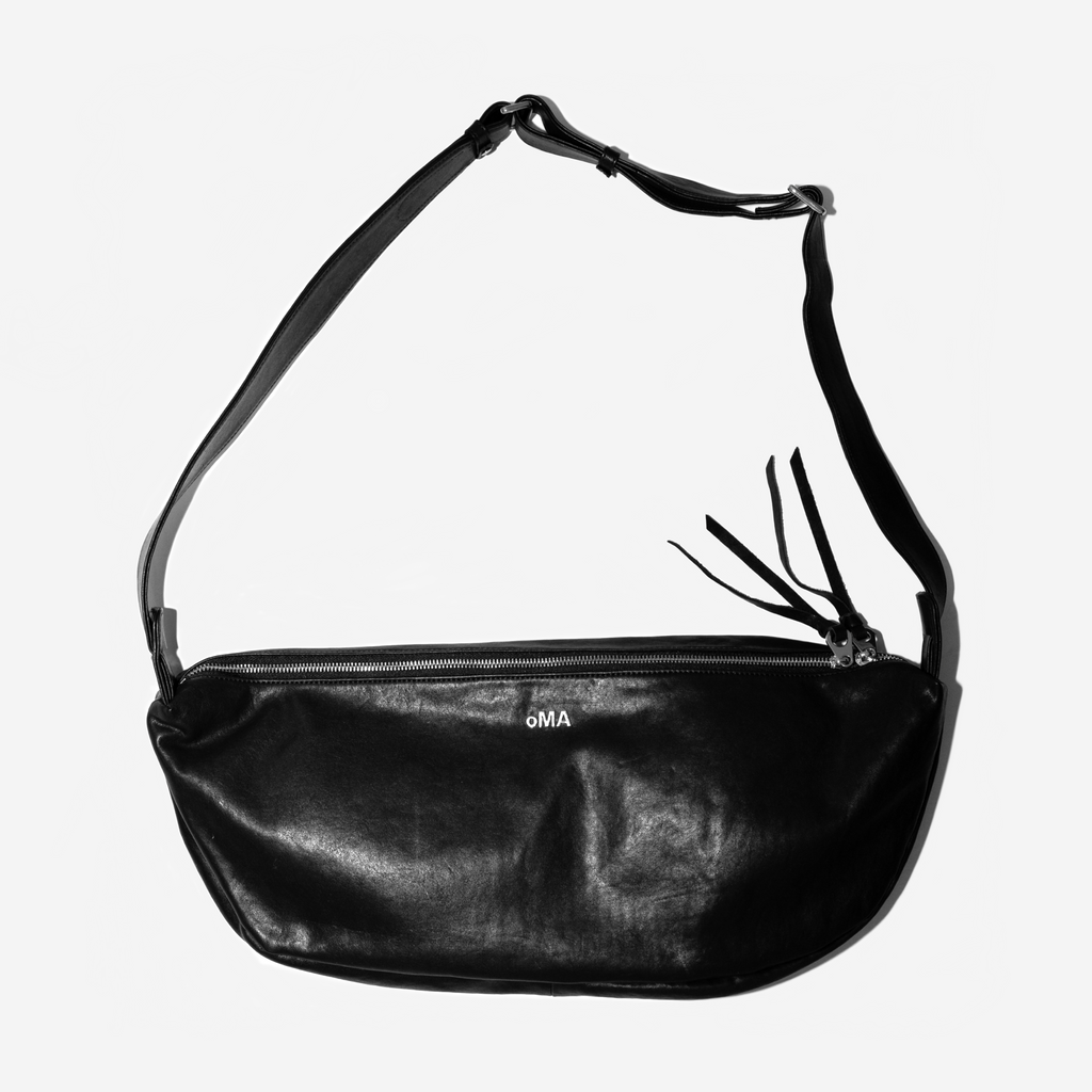 LEATHER ZIP BAG