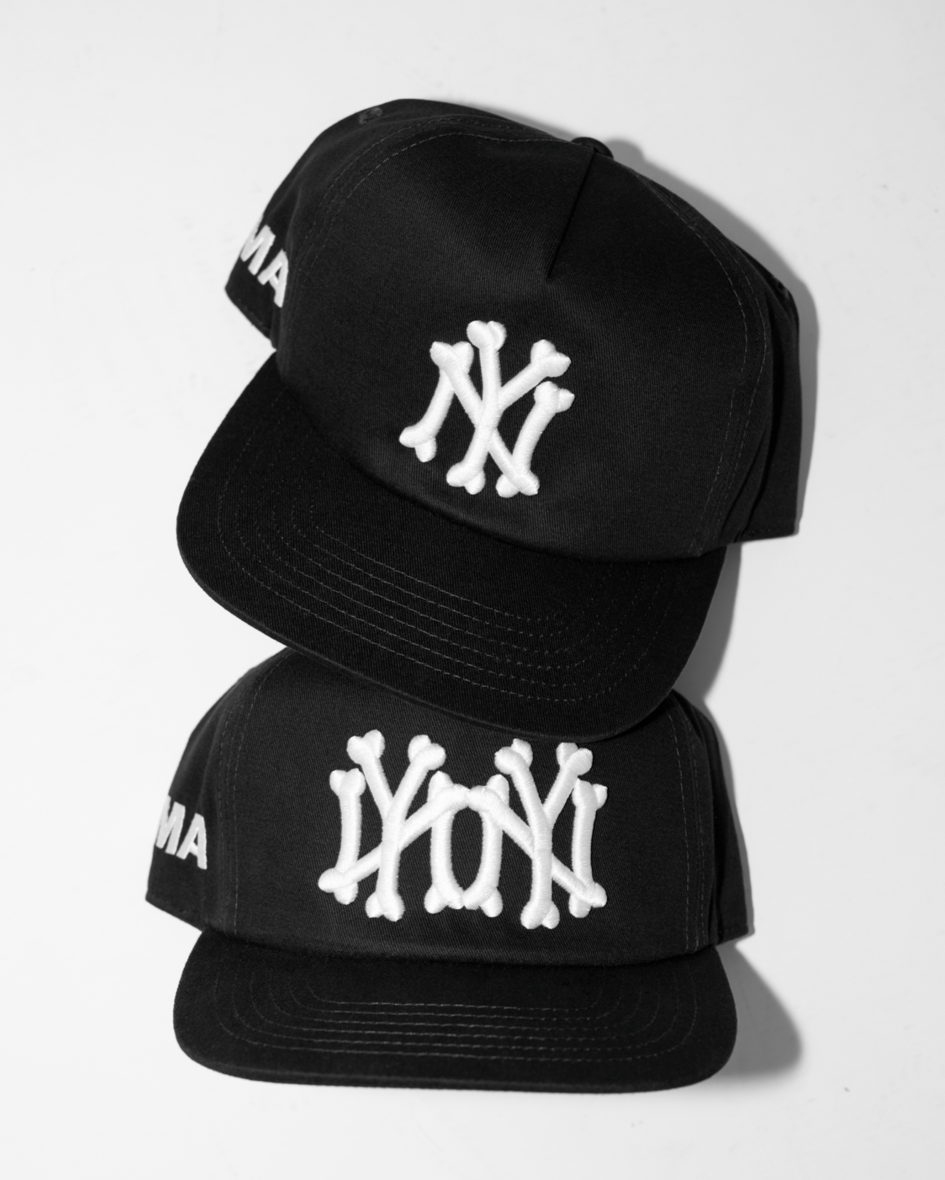 NY NY BoNES HAT (BLACK)