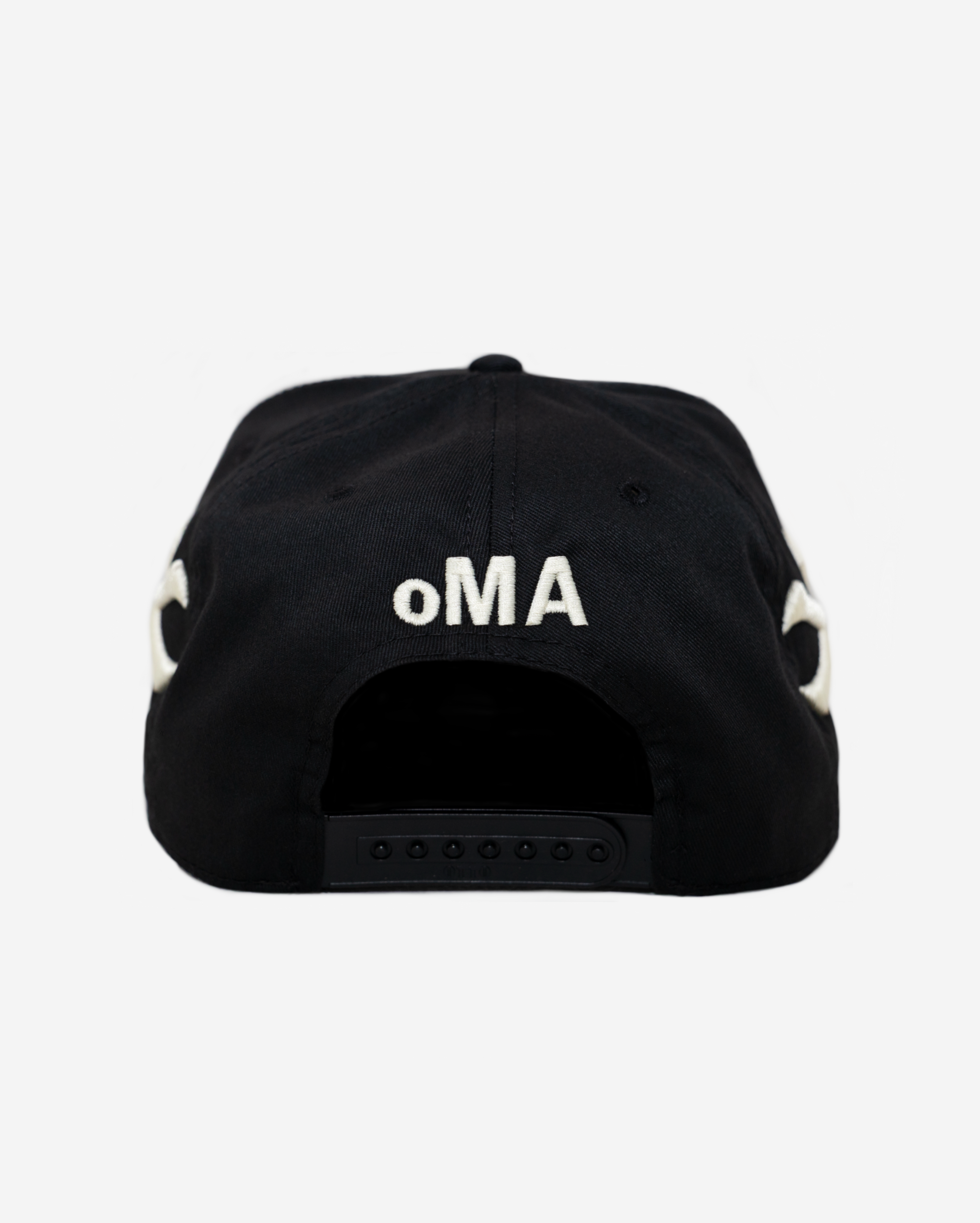 NEW YoRK CRoWN CURVED BRIM HAT (BLACK/CREAM)