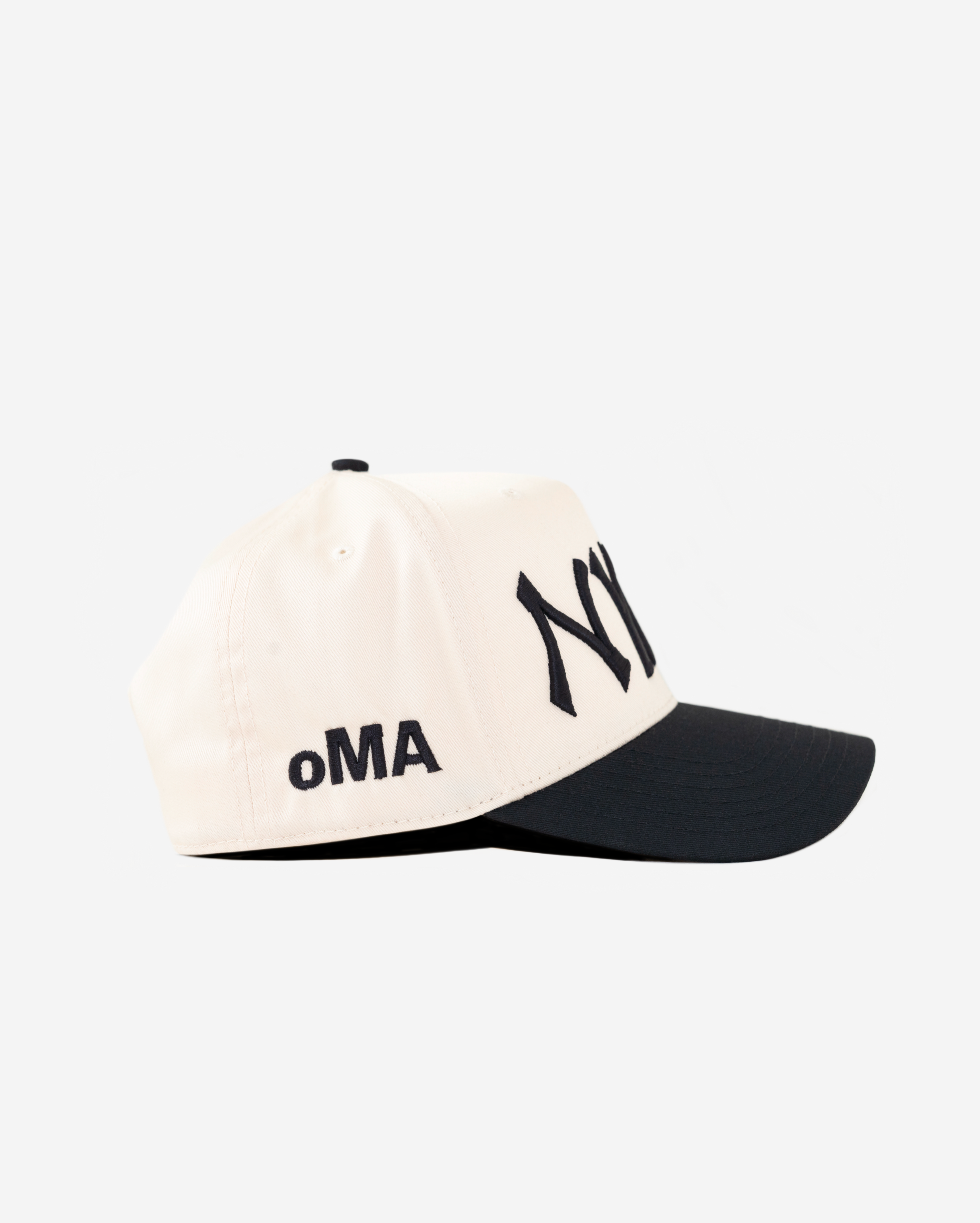 NY NY CURVED BRIM HAT (CREAM)
