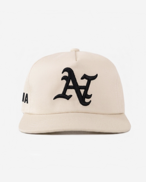 oAKLAND N HAT (CREAM)