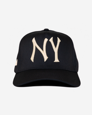 NY HAT CURVED BRIM (CREAM)