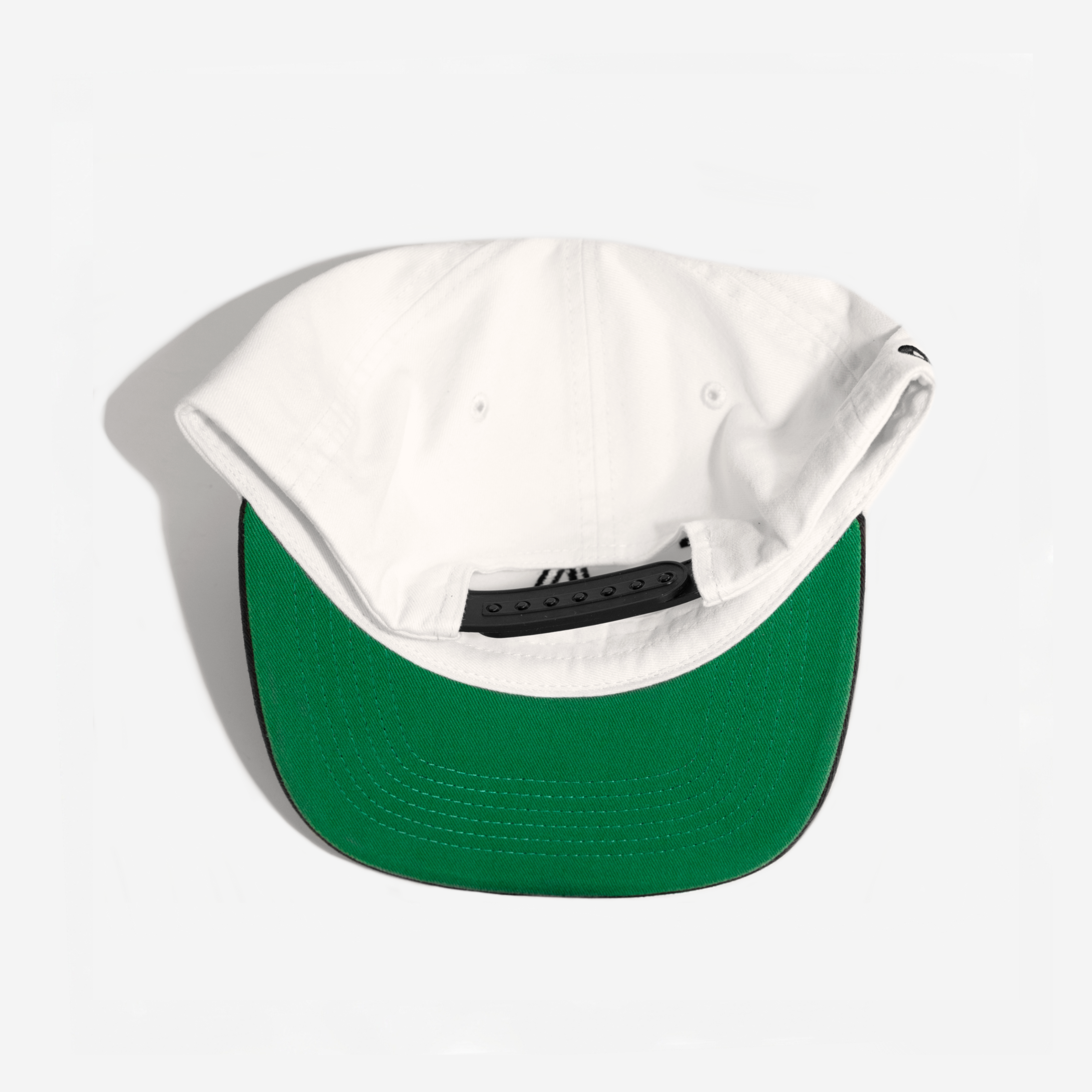 8 BALL HAT (IVoRY)