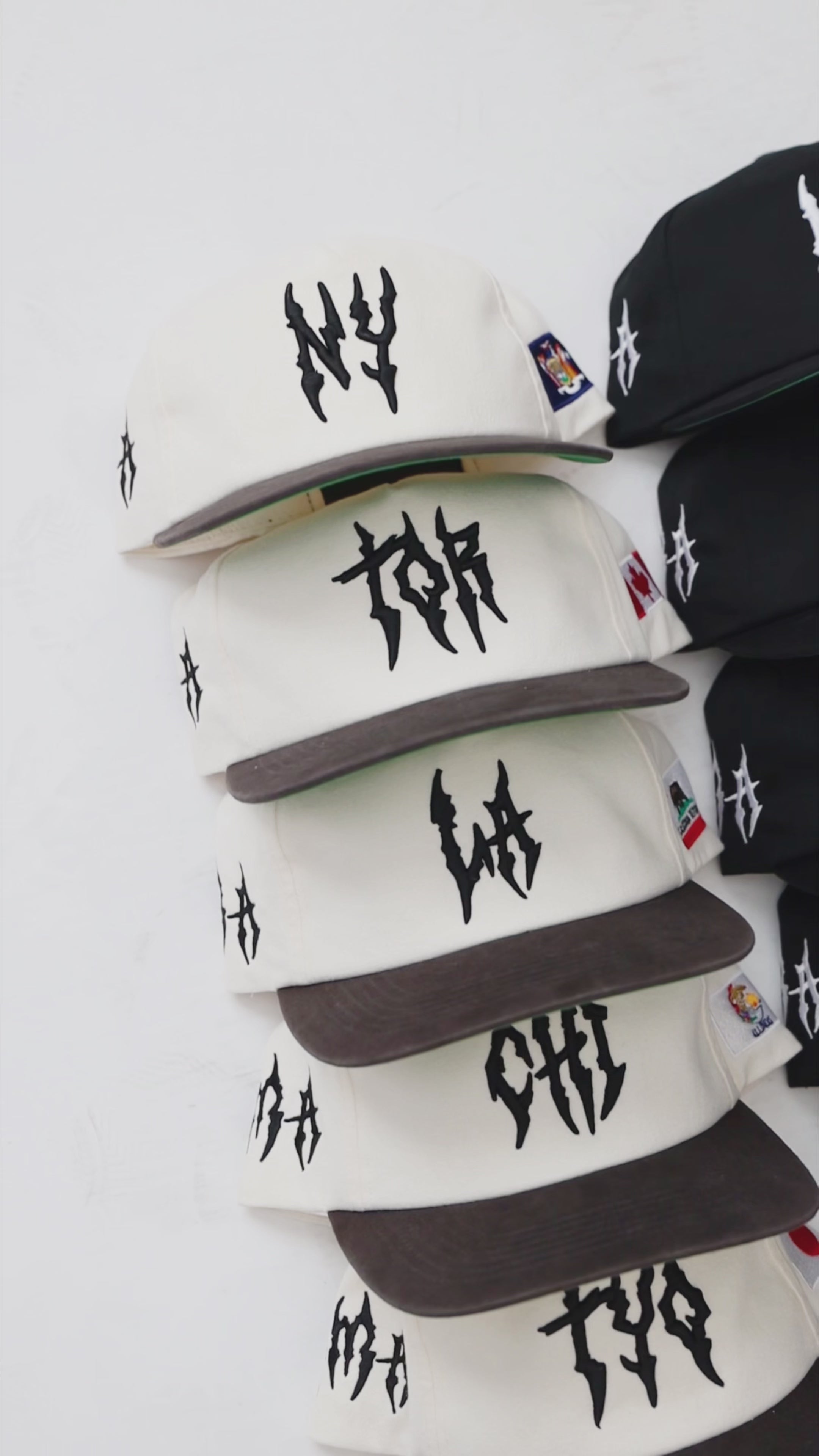 CHICAGo GLoBAL GLITCH HAT (IVoRY)